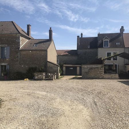 Maison De Pauline, Chablis Vineyard Prehy Exterior photo
